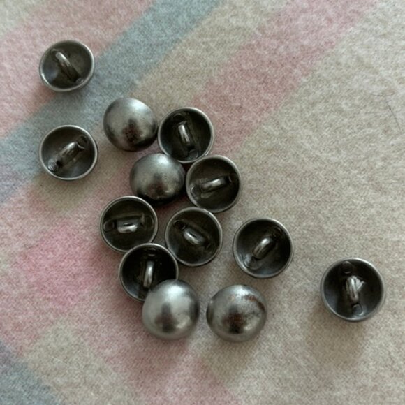 Lot of 13 Silver Round shank style metal buttons - Picture 2 of 7